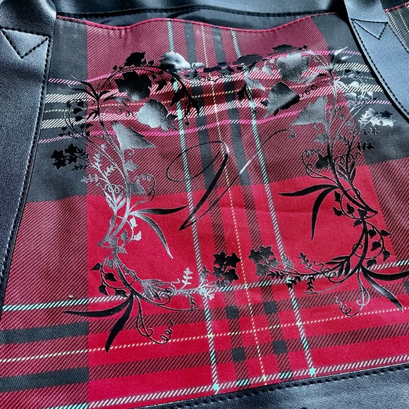 Victoria’s Secret Tote - Picture 4 of 5